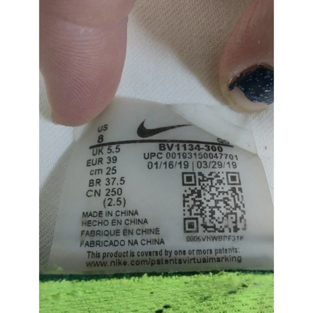 Nike toe heel